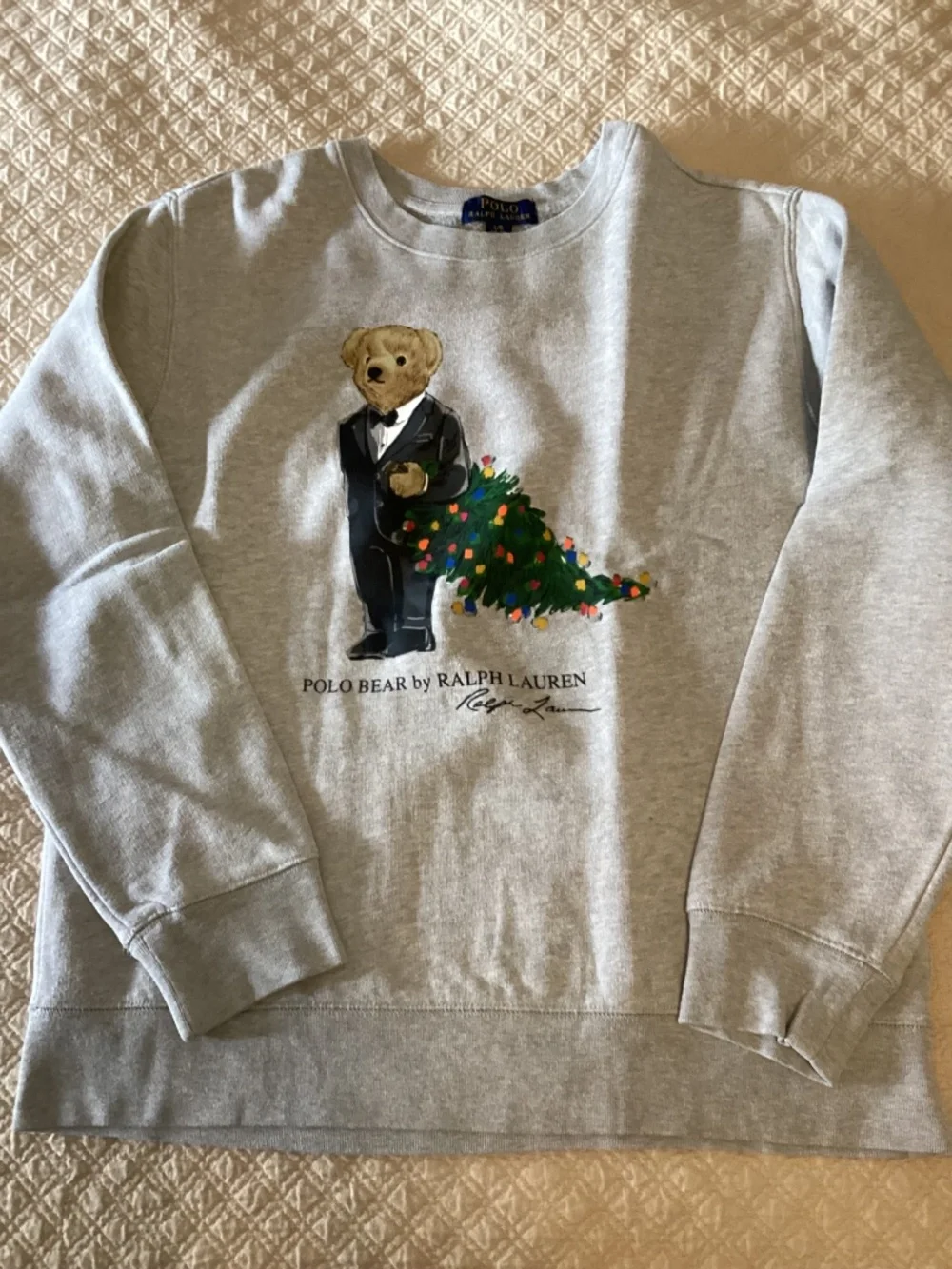 Polo Ralph Lauren boys size 14/16 holiday bear sweatshirt